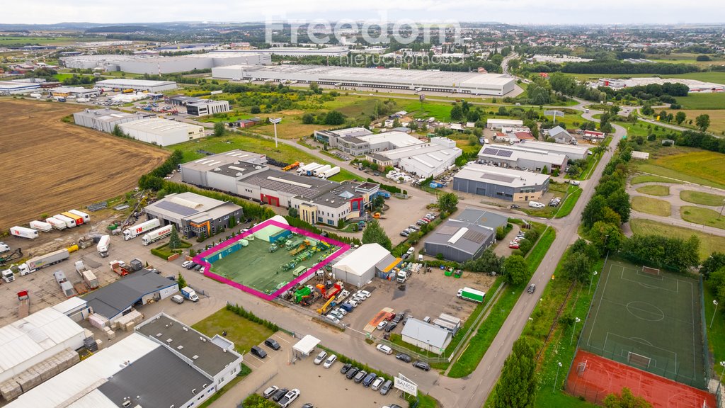 Plac 2000 m² z biurami i halą w Rusocinie - idealny na biznes Rusocin  2 000m2 Foto 1