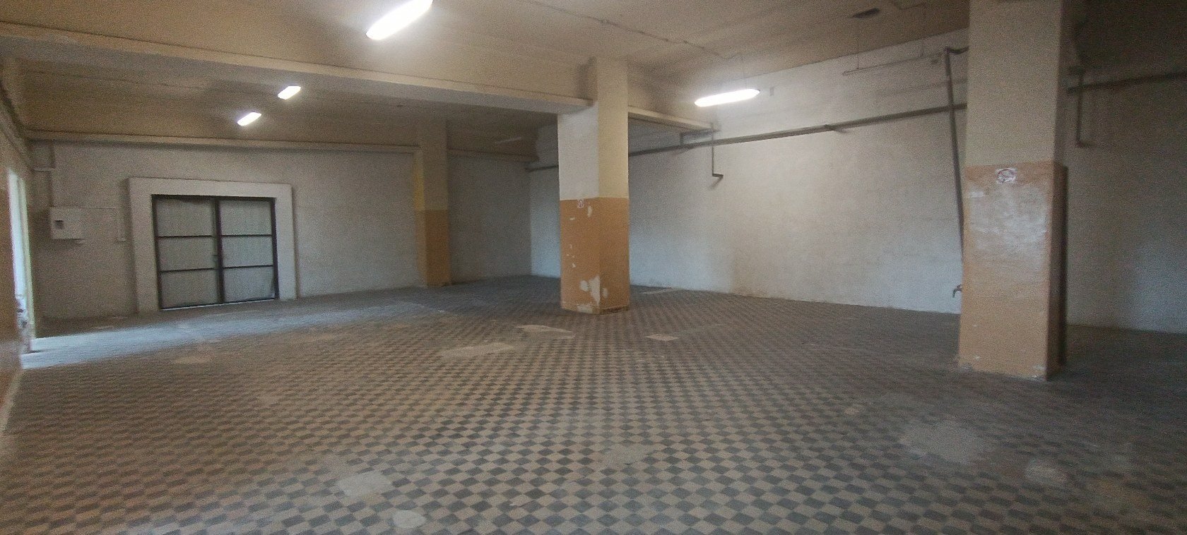 Magazyn na wynajem Kielce, Pod Telegrafem  225m2 Foto 1