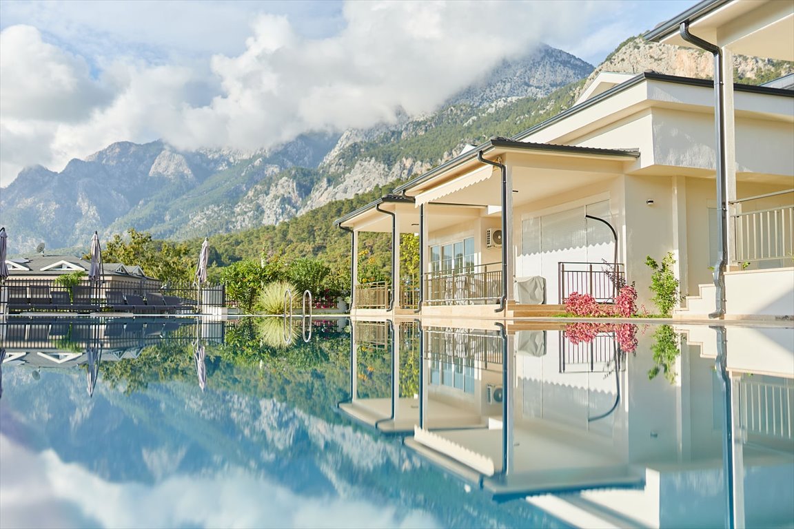Willa z basenem i widokiem na góry w Göynük Kemer Turcja, Kemer, Göynük, Kemer, Antalya  120m2 Foto 1