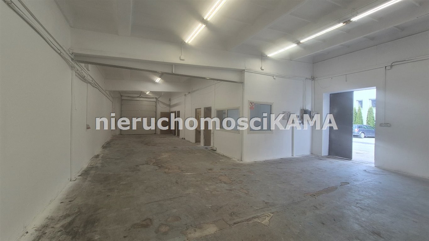 Hala 250 m² z biurem i magazynem, wysoki standard Bielsko-Biała  250m2 Foto 1
