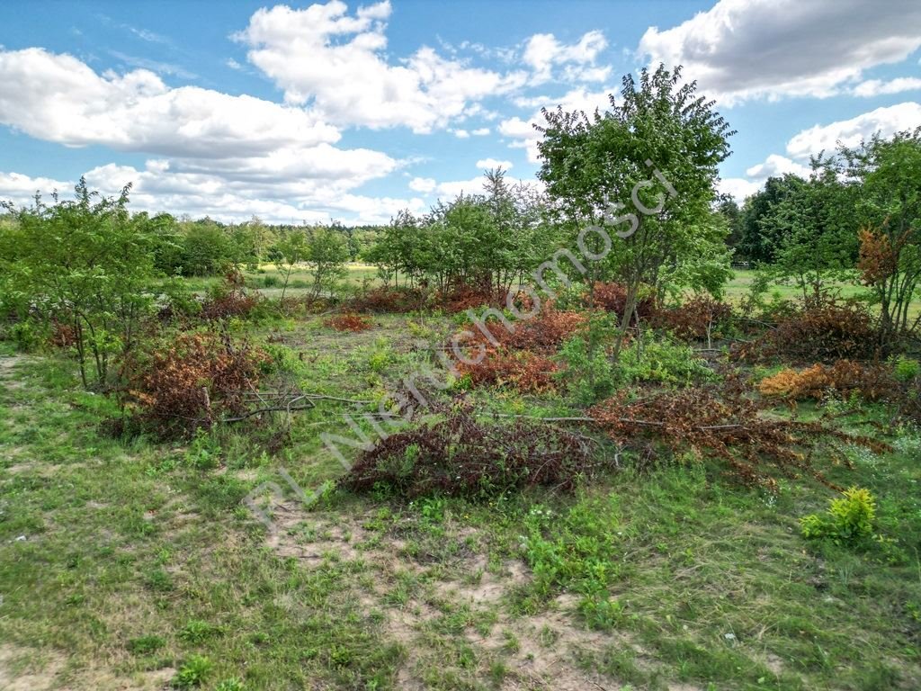 Działka budowlana na sprzedaż Kanie  1 120m2 Foto 1