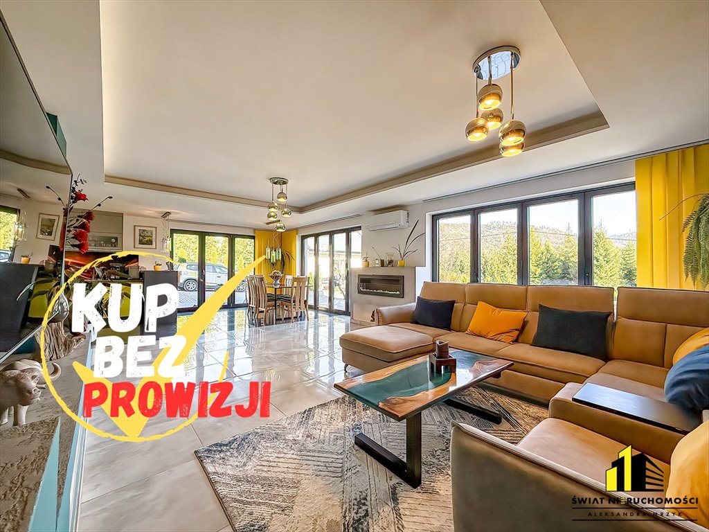 Kompleks wypoczynkowy w Soblówce z domem i 3 domkami Soblówka  400m2 Foto 1