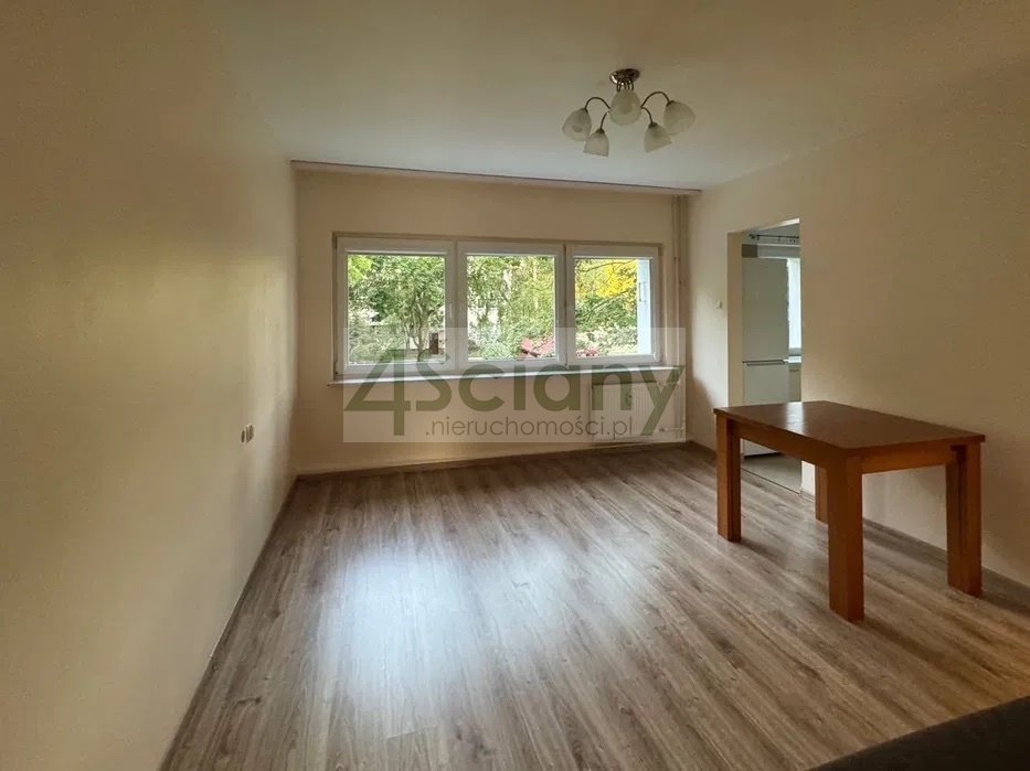 Dwupokojowe mieszkanie po remoncie z balkonem i dużą piwnicą Warszawa, Wola, Redutowa  38m2 Foto 1