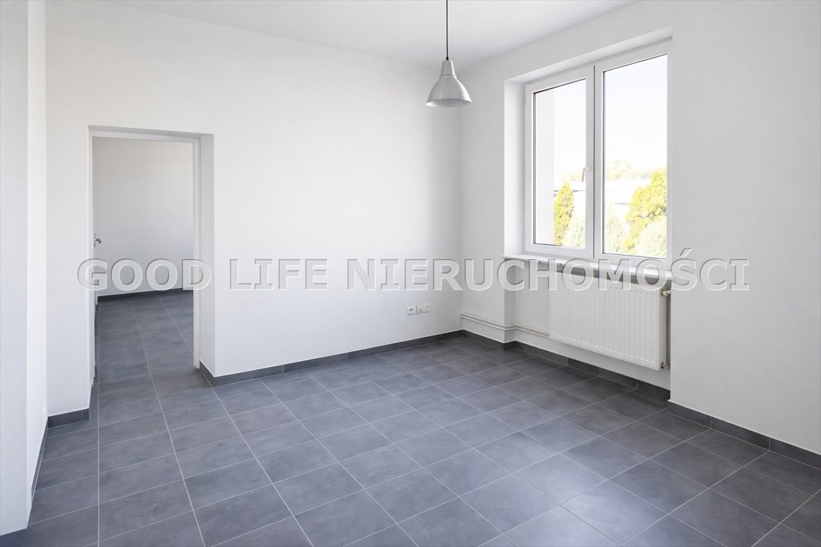 Atrakcyjny lokal biurowy 53 m2 z 4 pokojami od 01.03.2026 Rzeszów, Zawiszy, Boys Żeleńskiego  53m2 Foto 1