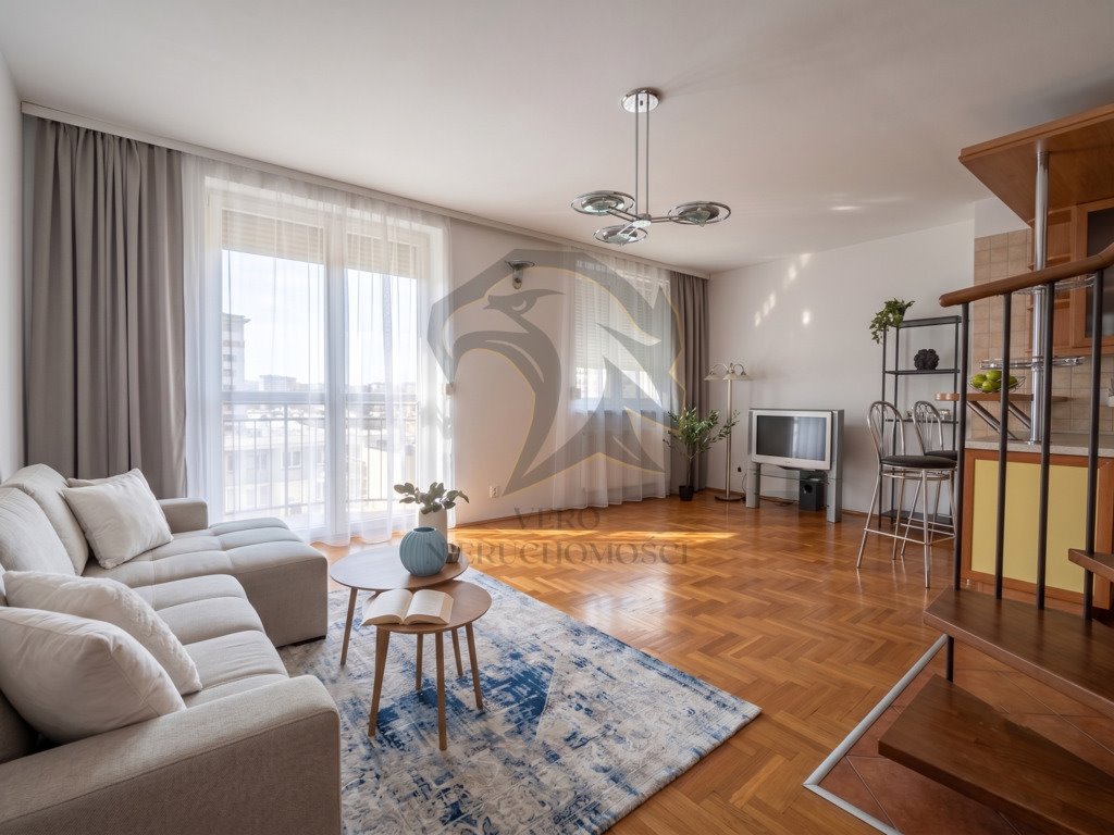 Polecam 76 m² dwupoziomowe mieszkanie w Krzykach z balkonem i garażem Wrocław, Krzyki, Róży Wiatrów  76m2 Foto 1