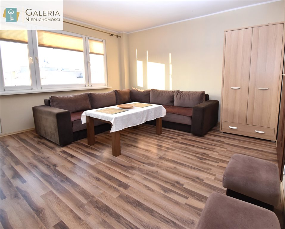Atrakcyjna kawalerka 36 m2 z dużym salonem i widną kuchnią Elbląg, Brzechwy  36m2 Foto 1