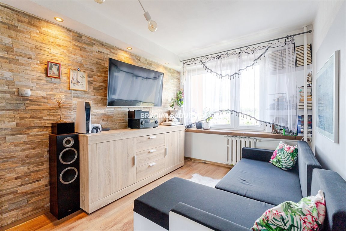 Zapraszam do 64 m² mieszkania z potencjałem na ul. Walerego Sławka Kraków, Podgórze Duchackie, Wola Duchacka, Walerego Sławka  64m2 Foto 1
