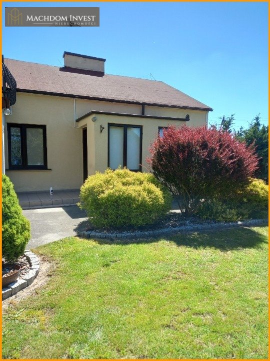 Urokliwy dom z dużą działką i garażem w Kikół Kikół  100m2 Foto 1