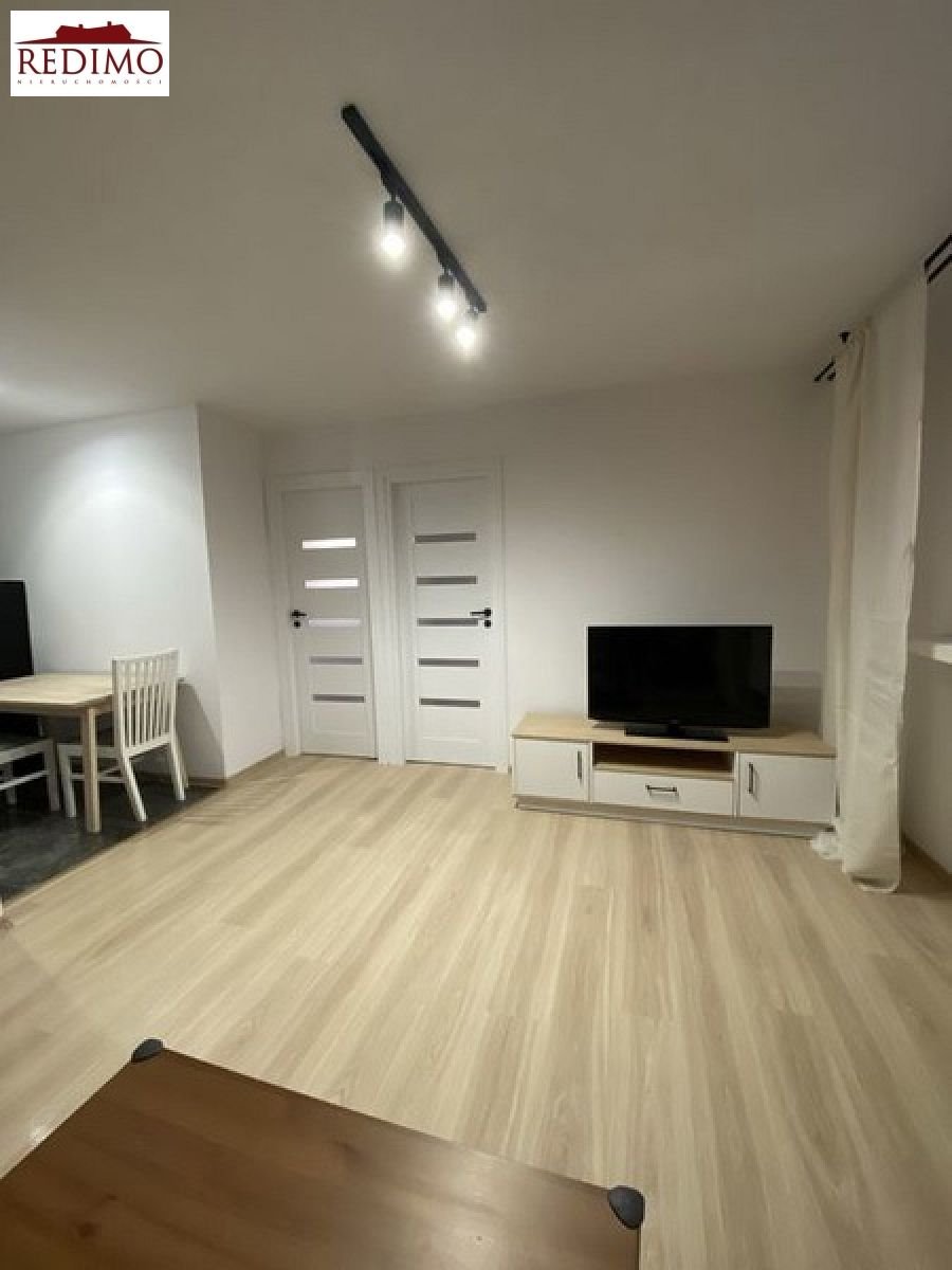 Mieszkanie trzypokojowe na sprzedaż Katowice, Tysiąclecia, Piastów  45m2 Foto 1