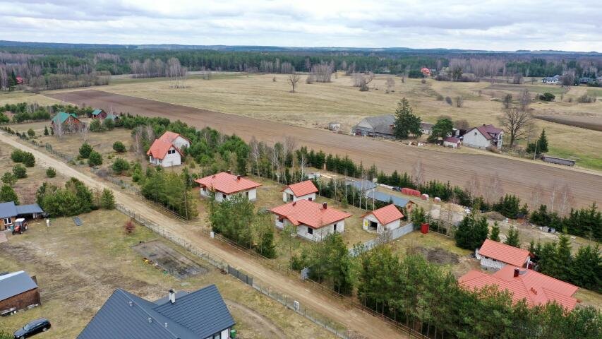 Nowoczesny dom w stanie surowym z garażem, 127 m2 Piasutno Żelazne  127m2 Foto 1