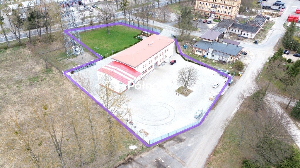 Obiekt produkcyjno-usługowy 800 m2 z magazynem i mieszkaniem Iwiny  800m2 Foto 1