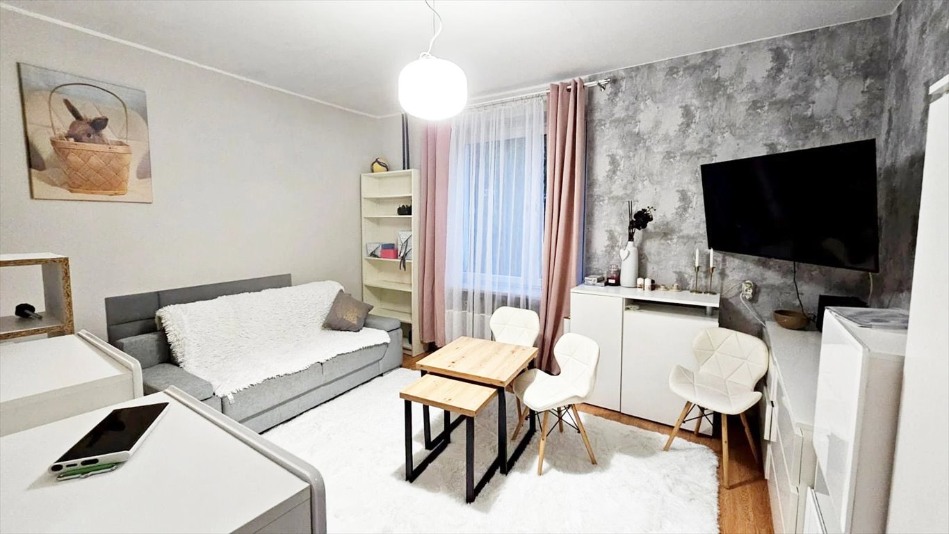 Polecam przestronne 34,6 m² mieszkanie z potencjałem aranżacyjnym w centrum Wrocławia Wrocław, Stare Miasto, Dworcowa  35m2 Foto 1