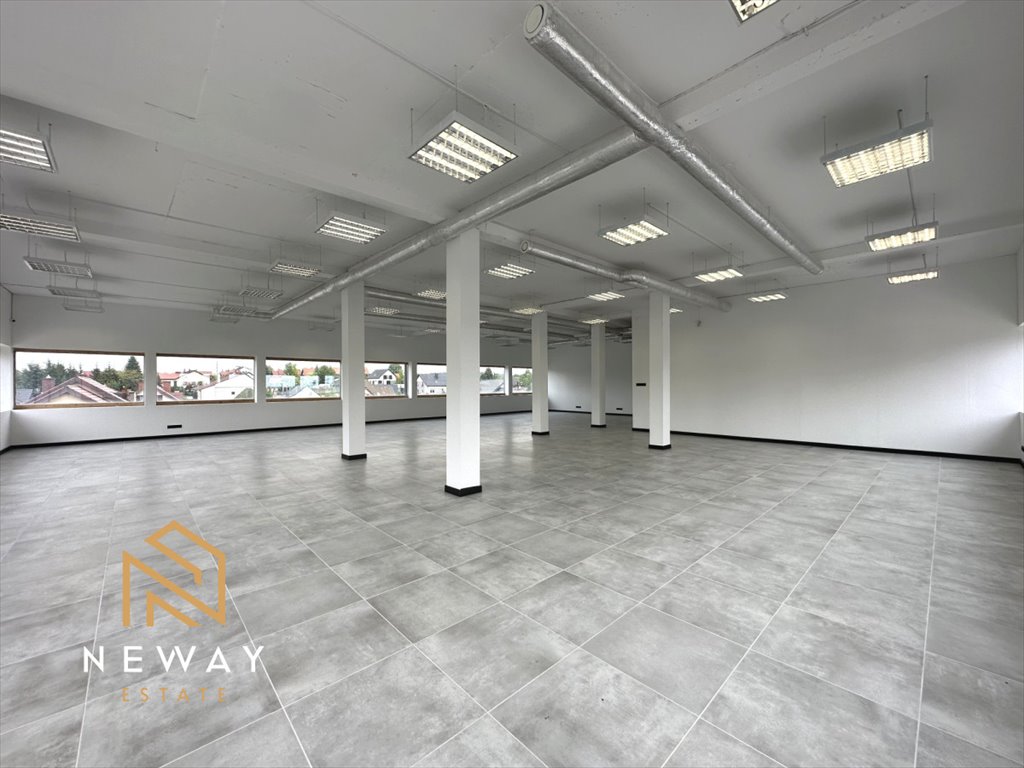 Nowoczesny lokal biurowy 214 m² w Skawinie, gotowy do wynajęcia Skawina, Krakowska  214m2 Foto 1