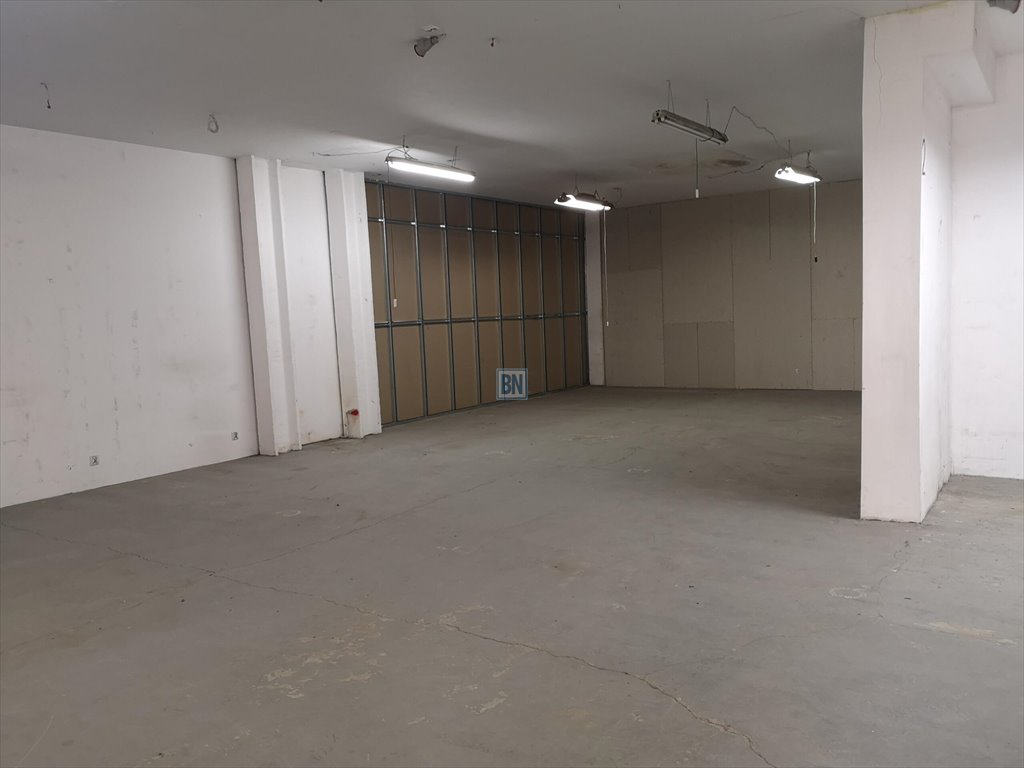 Lokal użytkowy na wynajem Częstochowa  155m2 Foto 1