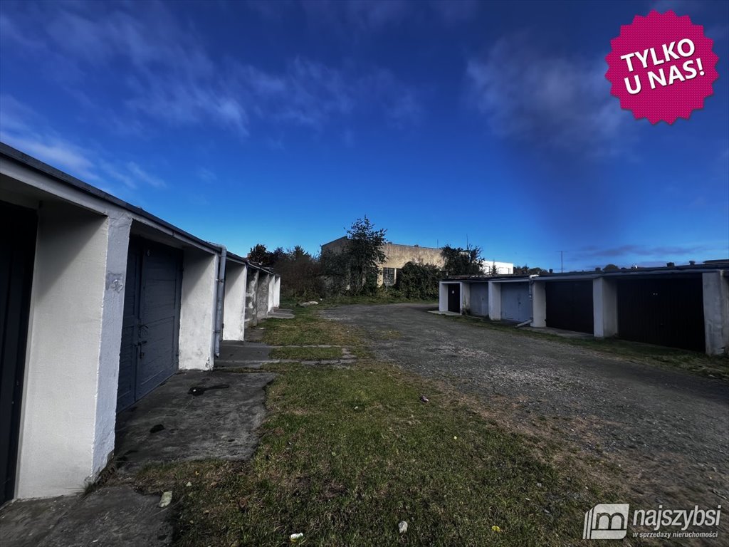 Garaż 16 m2 w Kołobrzegu, od zaraz, bez remontu! Kołobrzeg, Miasto  16m2 Foto 1