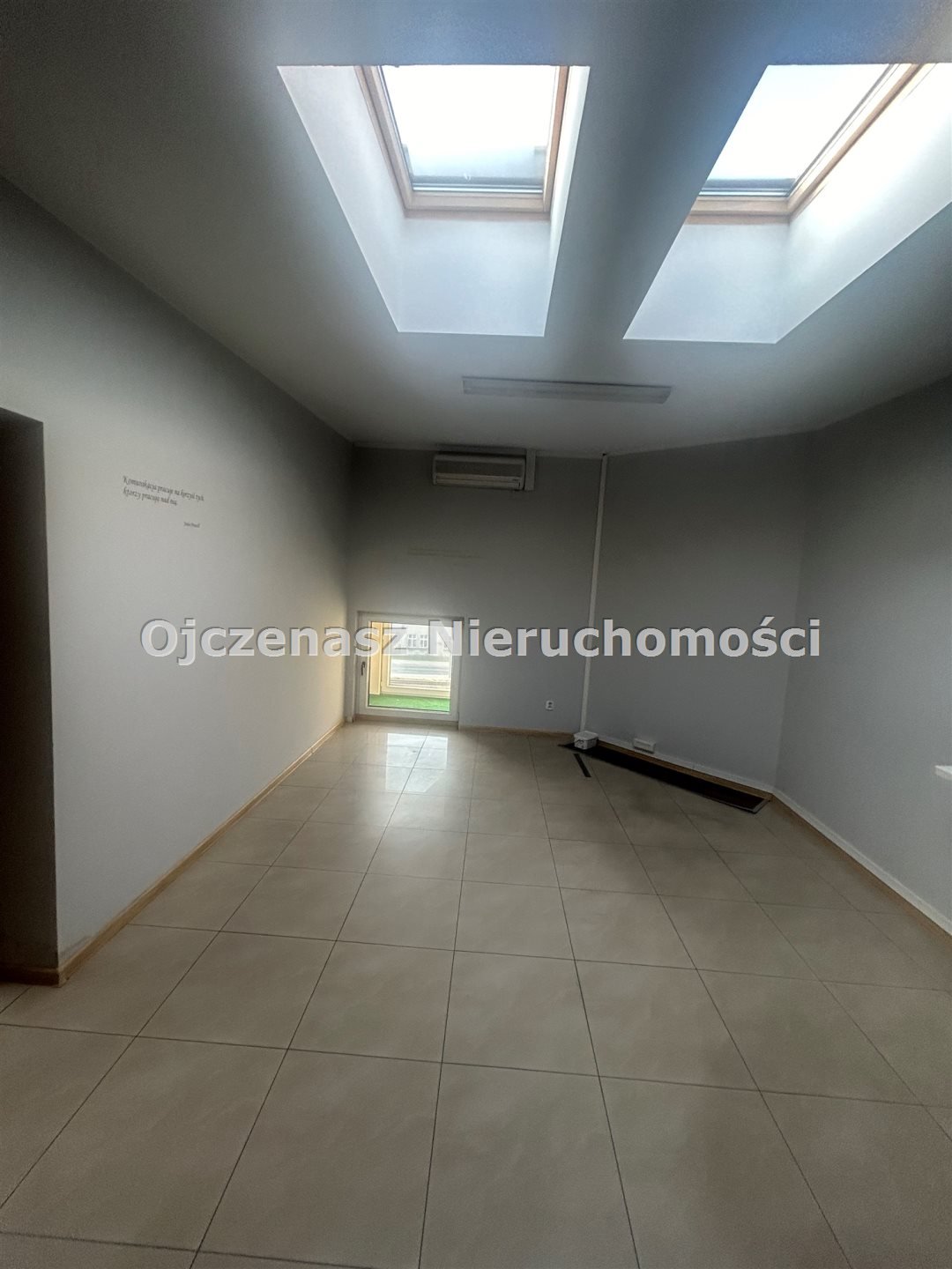 Zapraszam do wynajmu lokalu 17 m² z dużym parkingiem Bydgoszcz, Bartodzieje  17m2 Foto 1
