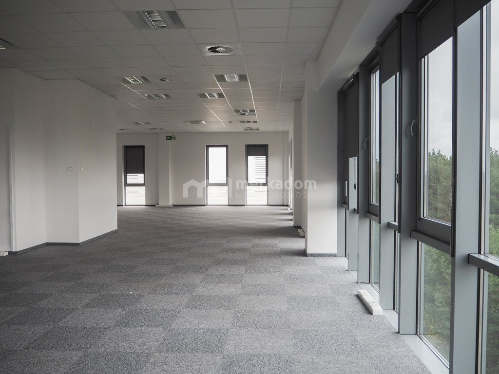 Lokal użytkowy na wynajem Dąbrowa 300m2 Foto 1 Lokal użytkowy na wynajem Dąbrowa 300m2 Foto 1