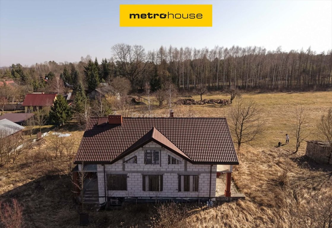 Urokliwy dom w Stare Mierzwice z piwnicą i 7 pokojami Stare Mierzwice  200m2 Foto 1