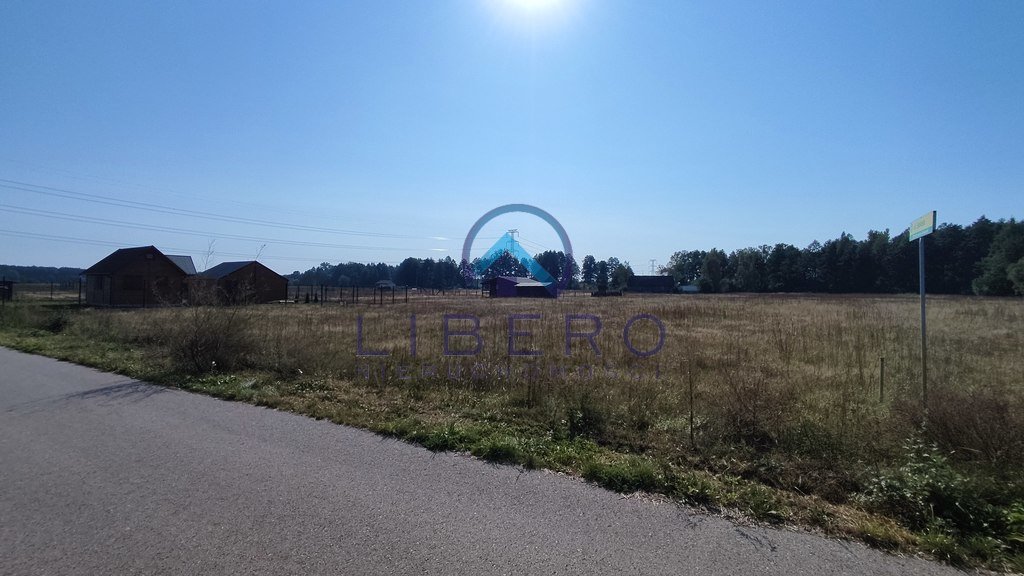 Działka budowlana w Chrzczance-Folwark, 573 m², media Chrzczanka-Folwark, Sokoła  573m2 Foto 1