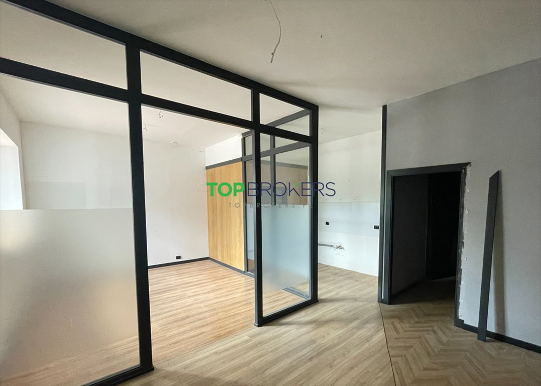 Budynek 1200 m² z magazynem i biurem - Ursus Czechowice Warszawa, Ursus Czechowice  1 200m2 Foto 1