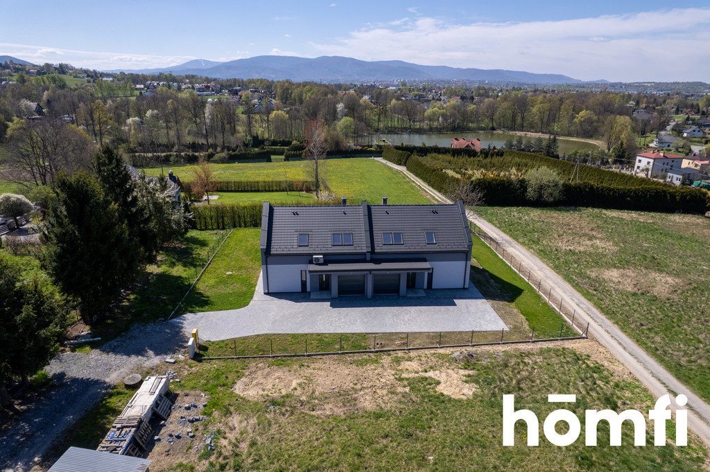 Polecam nowoczesny bliźniak 147 m² z garażem i pięknym widokiem Bielsko-Biała, Hałcnów, Grenady  147m2 Foto 1