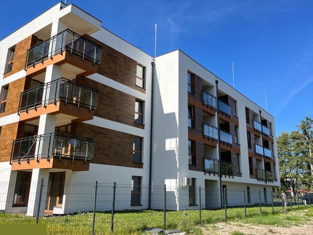 Mieszkanie czteropokojowe  na sprzedaż Mielno  80m2 Foto 1