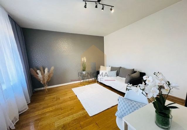 Przestronne 1 pokój po remoncie, niski czynsz (38 m²) Wałbrzych, Biały Kamień  34m2 Foto 1
