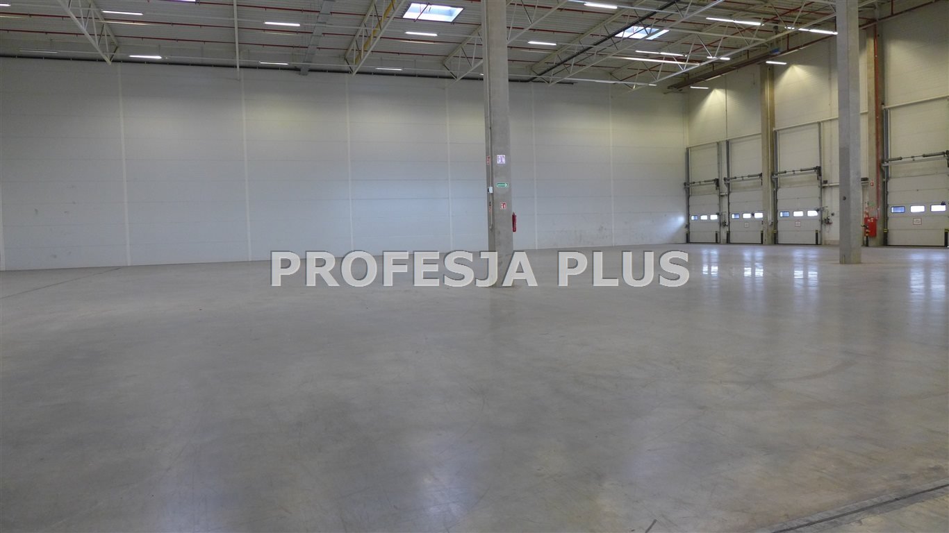 Magazyn klasy A 2500 m2 z dokami i ochroną Chorzów  2 500m2 Foto 1