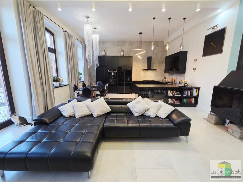 Sprzedam luksusowe 123 m² mieszkanie z wysokimi sufitami w Piotrowicach Piotrowice Świdnickie  123m2 Foto 1