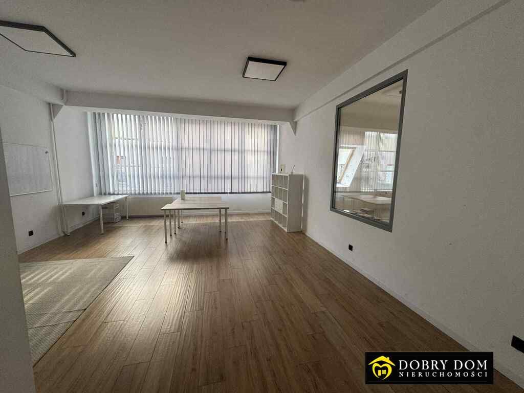 Lokal użytkowy na sprzedaż Suwałki  90m2 Foto 1