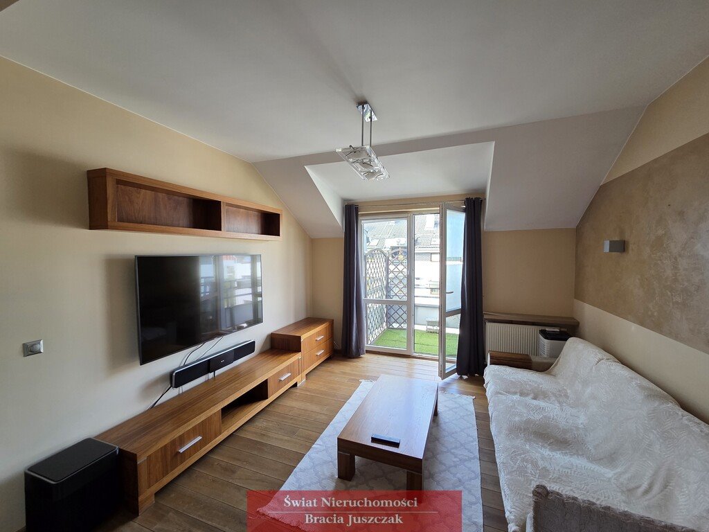 Polecam komfortowe 3-pokojowe mieszkanie 59 m² z balkonem i garażem Wrocław, Stolarska  59m2 Foto 1