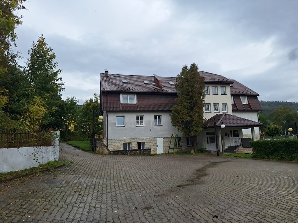 Do sprzedania funkcjonalny lokal użytkowy 495 m² w Lądku-Zdroju Lądek-Zdrój, Klonowa  604m2 Foto 1