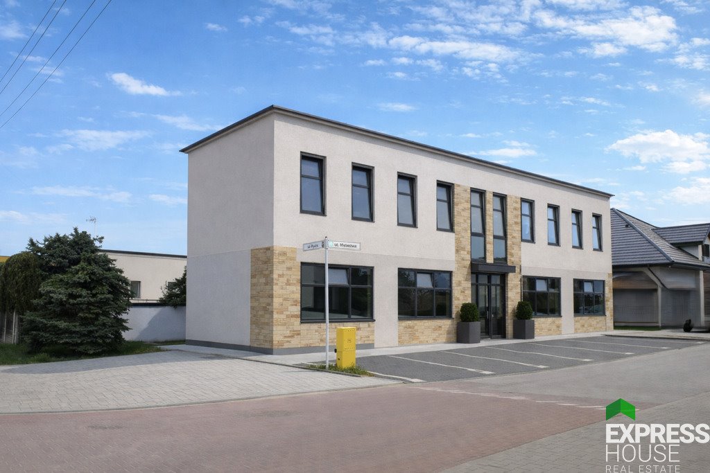 Budynek usługowy 211 m2 z dużym potencjałem w Luboniu Luboń, Lasek, Malwowa  211m2 Foto 1