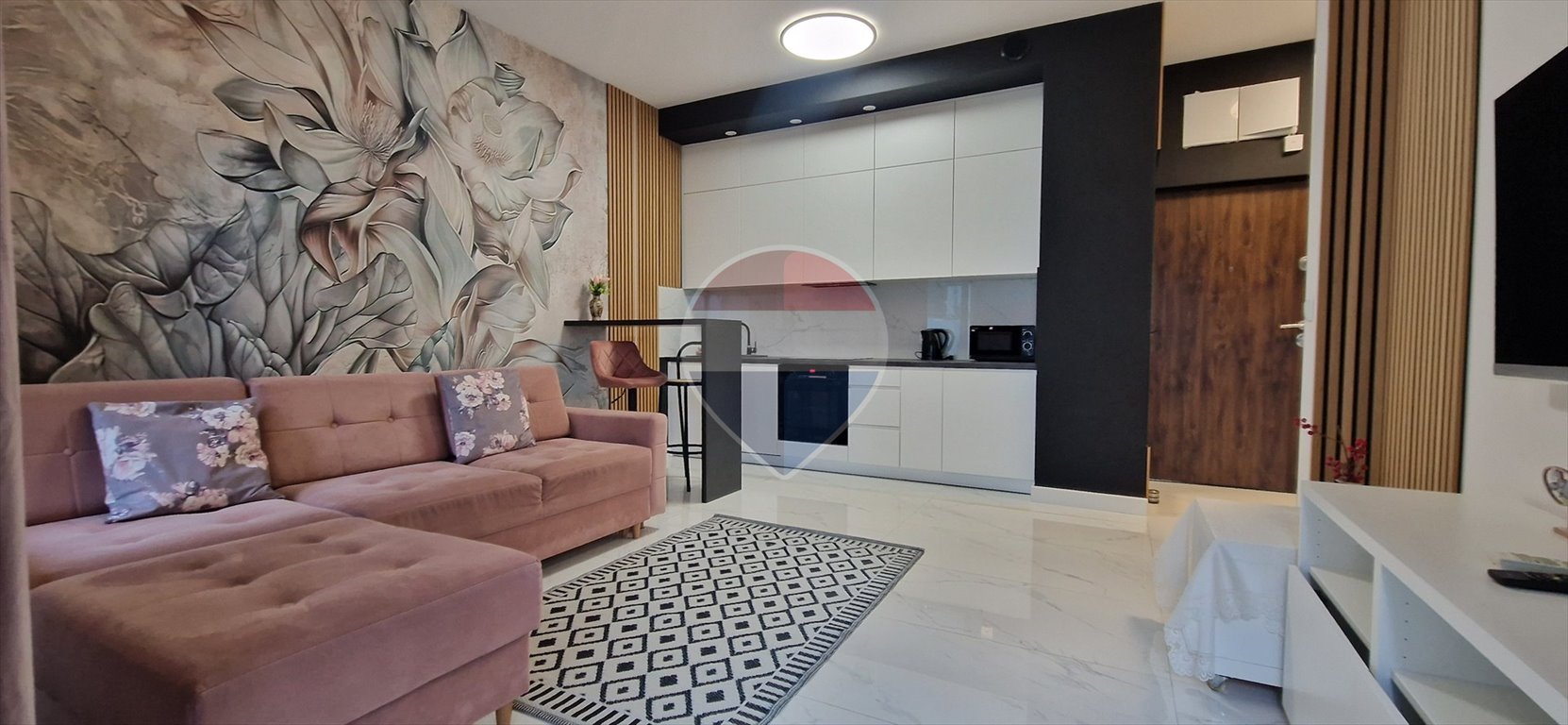 Na wynajem przestronne mieszkanie 42 m² z dużym balkonem Radom, Sródmieście, Plac Jagieloński 5  42m2 Foto 1