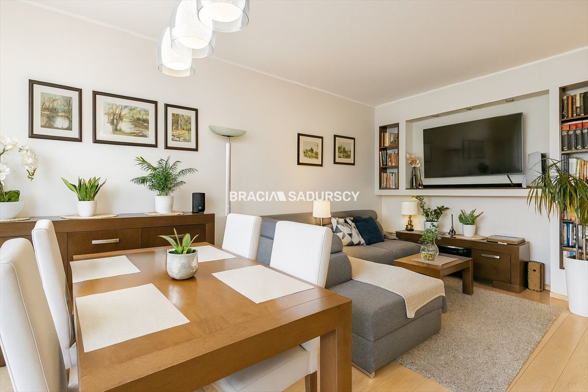 Przestronne 3-pokojowe mieszkanie z balkonem, garażem i komórką Kraków, Prądnik Biały, os. Wolfganga Amadeusa Mozarta  77m2 Foto 1