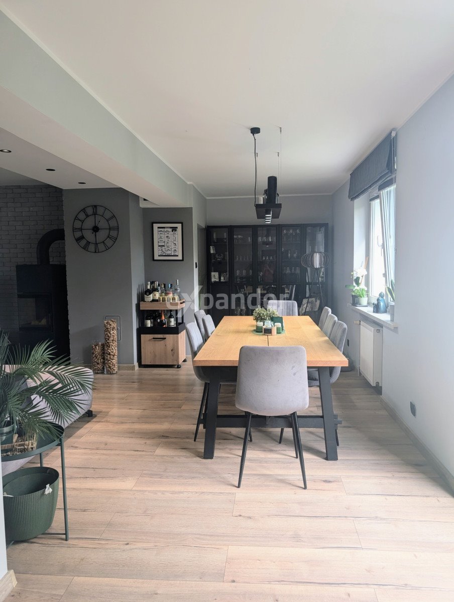 Przestronny dom 211 m² z ogrodem i garażem w Słupsku Słupsk  211m2 Foto 1