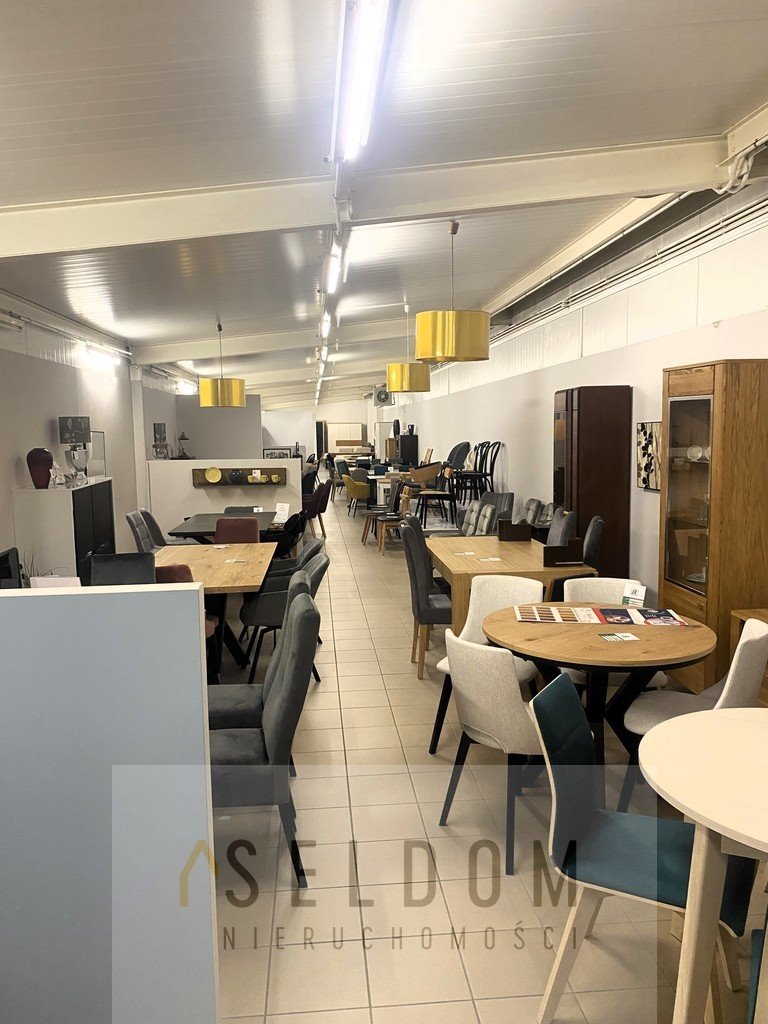 Lokal użytkowy na wynajem Opole, Zakrzów, Budowlanych  300m2 Foto 1