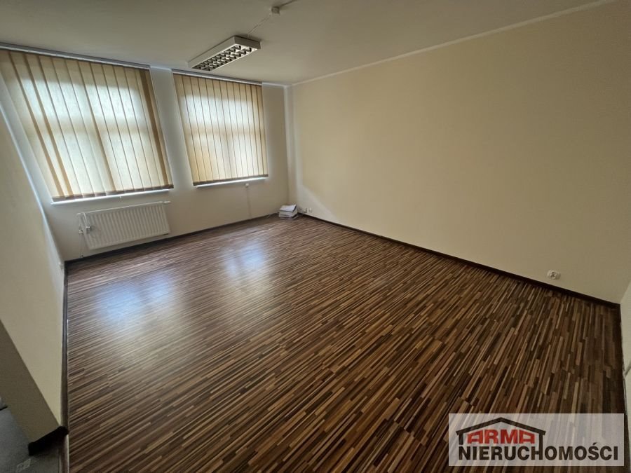 Lokal użytkowy na wynajem Stargard, Piłsudskiego  36m2 Foto 2