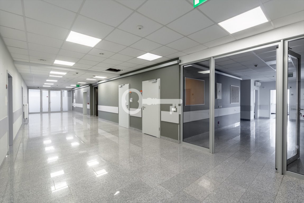 Nowoczesny lokal biurowy 293 m2 z 20 miejscami parkingowymi Warszawa, Wawer  293m2 Foto 1