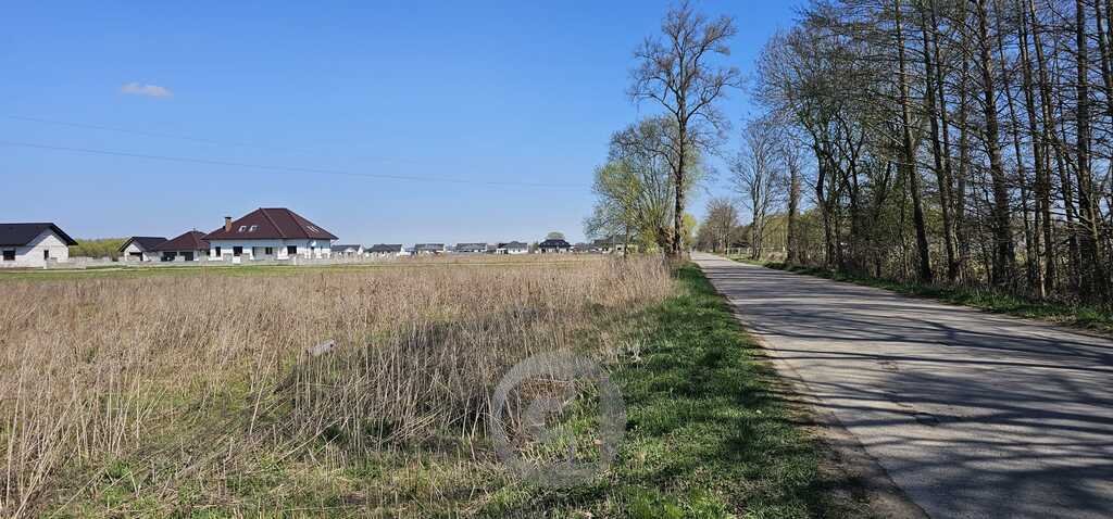 Działka budowlana 789 m² z mediami i szybkim dojazdem Ulim  789m2 Foto 1