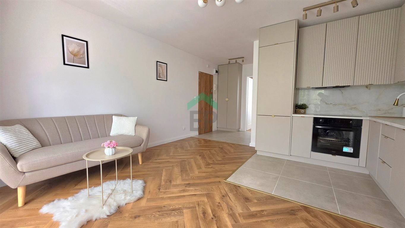 Gotowe 2-pokojowe mieszkanie po remoncie z balkonem i piwnicą Częstochowa, Wrzosowiak  36m2 Foto 1
