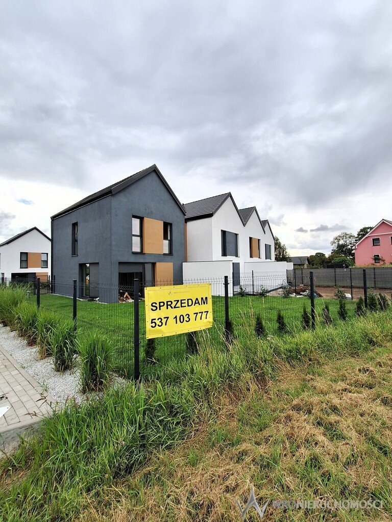 Praktyczny dom szeregowy z ogrzewaniem podłogowym i dużą działką Kuklice  91m2 Foto 1