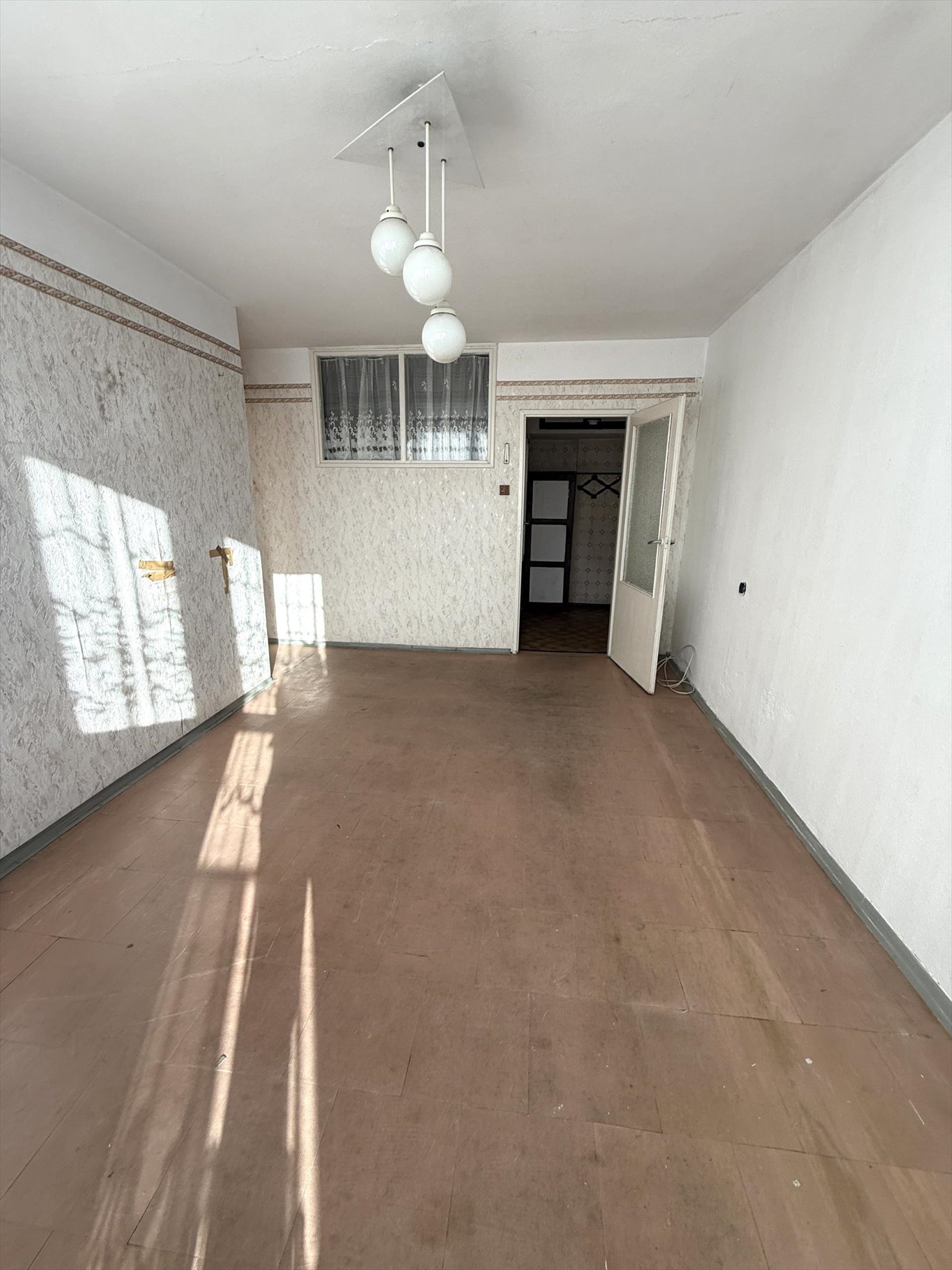 Mieszkanie 37,5 m² z balkonem, niskie koszty, potencjał - polecam! Chodzież  38m2 Foto 1