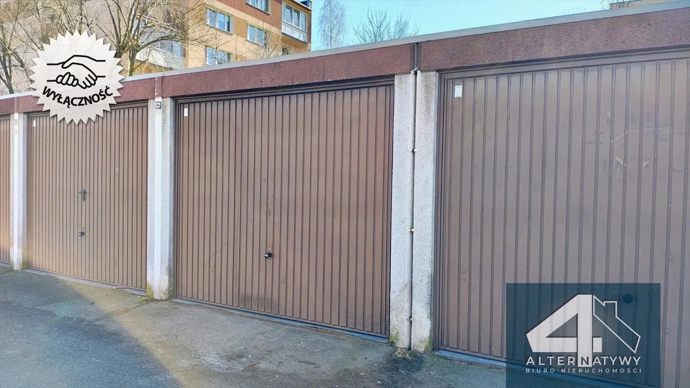 Garaż murowany 16,6 m² w centrum Piotrkowa – bezpieczeństwo i wygoda Piotrków Trybunalski, Polna 50  17m2 Foto 1