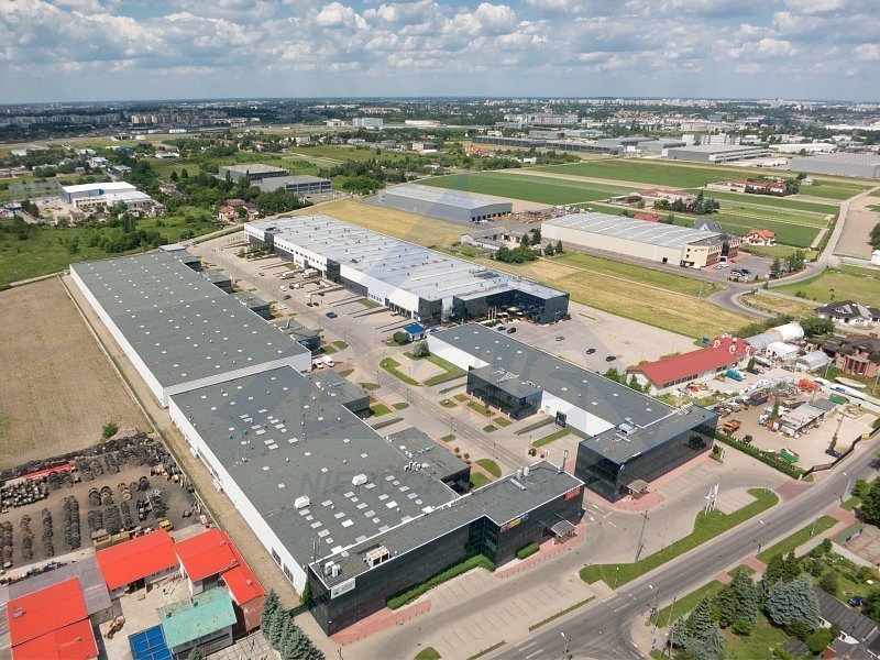 Polecam magazyn 1185 m² z biurem, rampami i parkingiem Warszawa  1 185m2 Foto 1