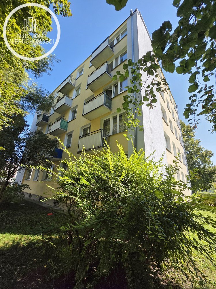 Do sprzedania kawalerka 28 m² z balkonem i piwnicą w Chełmie Chełm, Piłsudskiego  32m2 Foto 1