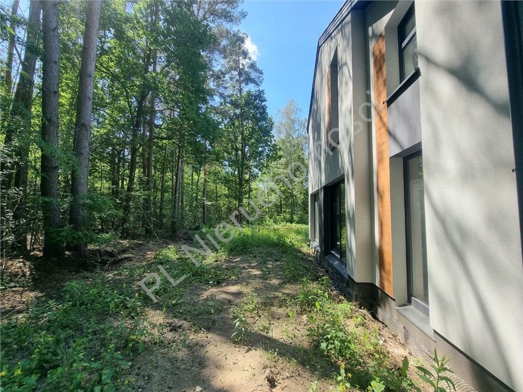 Dom z lasem, tarasem i garażem w Żółwinie - polecam! Żółwin  180m2 Foto 1
