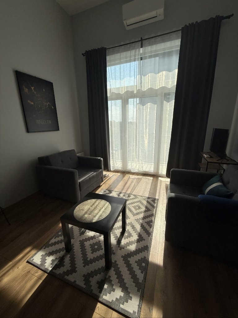 Wynajmę klimatyzowane mieszkanie 30,09 m² blisko lotniska: Wrocław