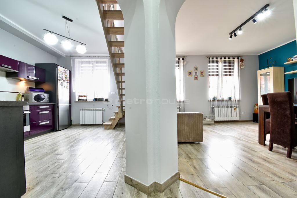 Mieszkanie czteropokojowe  na sprzedaż Gołdap, Kościuszki  95m2 Foto 1