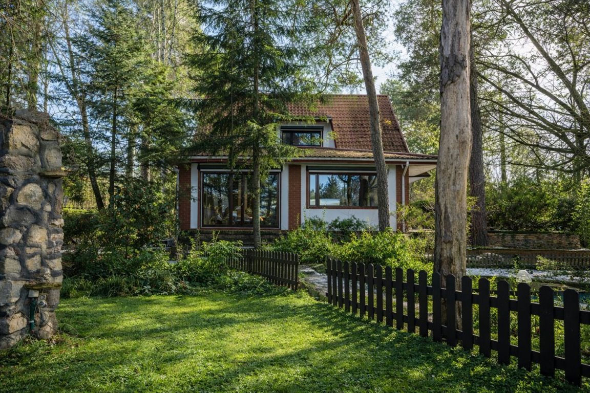 Polecam przestronny dom 420 m² z dużym ogrodem w Wawerze Warszawa, Wawer, Filmowa  420m2 Foto 1